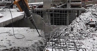 Демонтаж монолитного перекрытия в Астрахани - Профессиональная разборка от 831 руб.